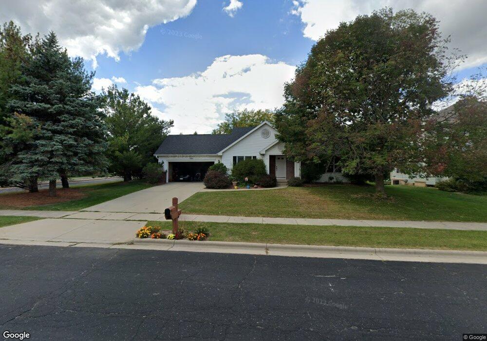 899 Foxboro Dr, Oregon, WI 53575 - photo 1