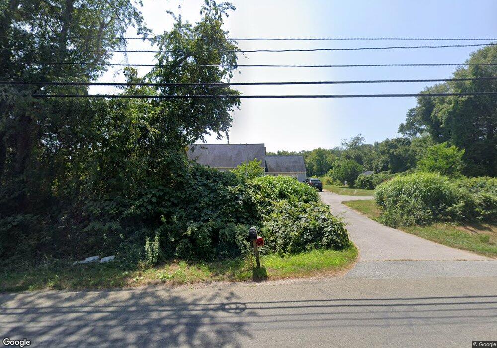 1114 Saugatucket Rd, Wakefield, RI 02879 - photo 1