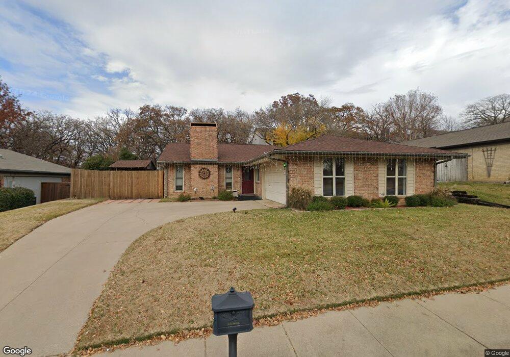 2164 Loma Alta Dr, Bedford, TX 76021 - photo 1