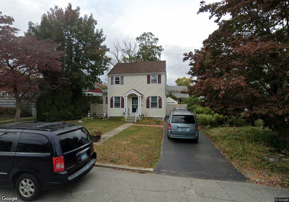 51 Dart St, New London, CT 06320 - photo 1