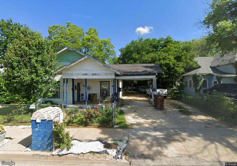 109 W Wilson St, Cleburne, TX 76033 - photo 1