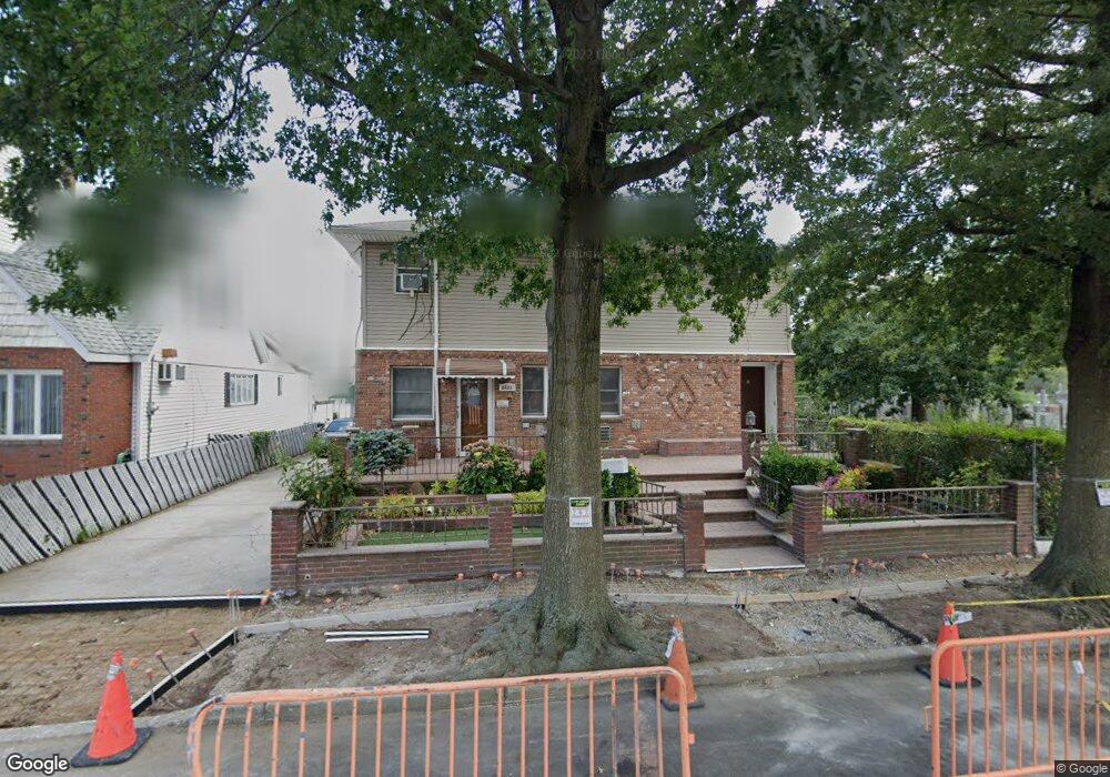 8404 109th Ave, Ozone Park, NY 11417 - photo 1