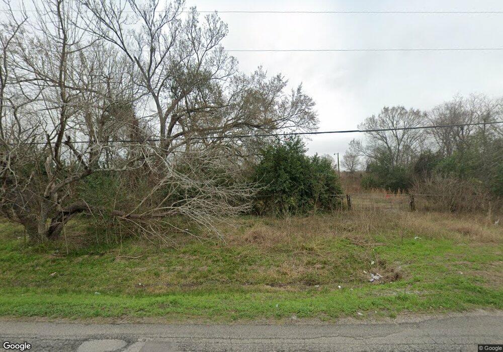 2713 Parker School County Road 172, Alvin, TX 77511 - photo 1