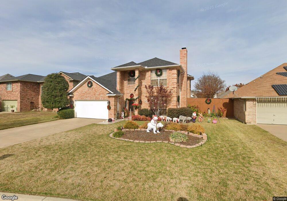 8525 Ellis Dr, North Richland Hills, TX 76182 - photo 1