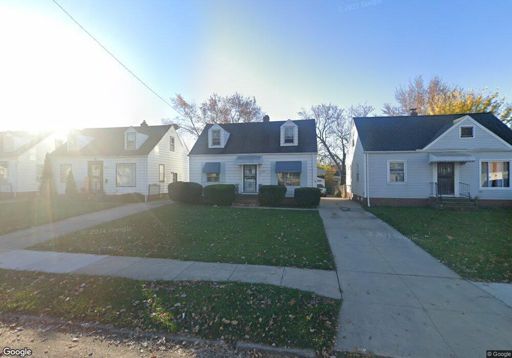 21308 Watson Rd, Maple Heights, OH 44137 - photo 1