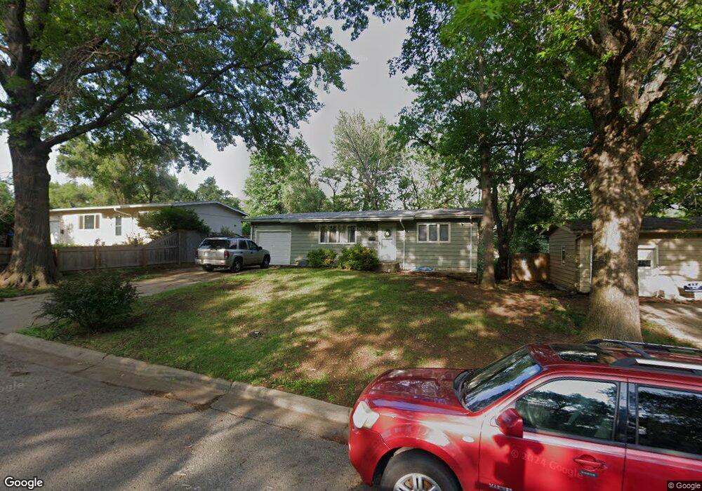 3322 SW Watson Ave, Topeka, KS 66614 - photo 1