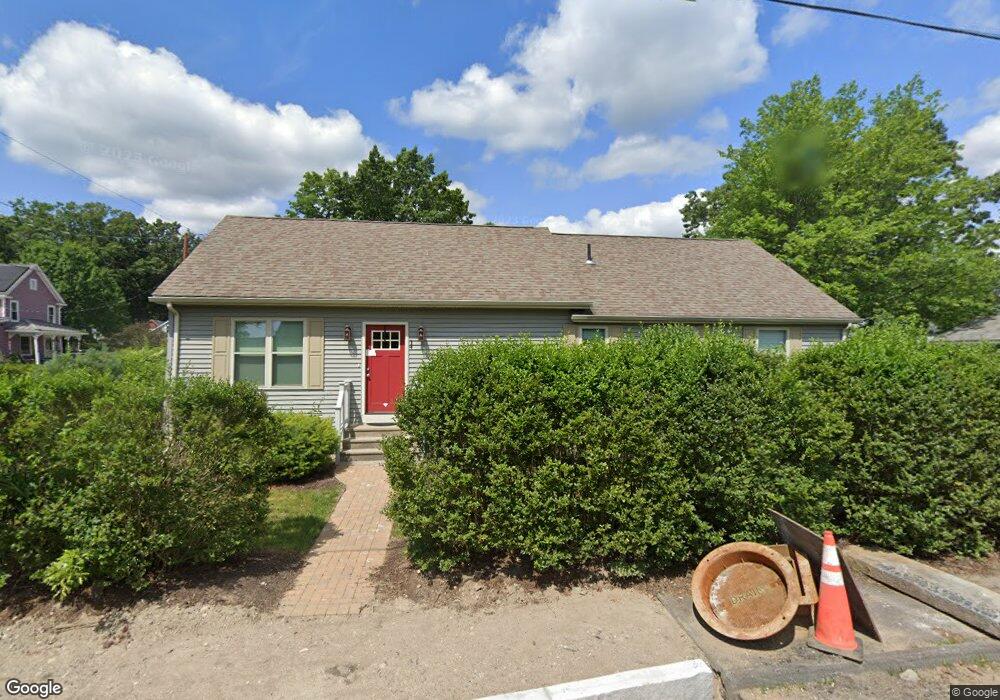 14 Lux Ave, Easthampton, MA 01027 - photo 1