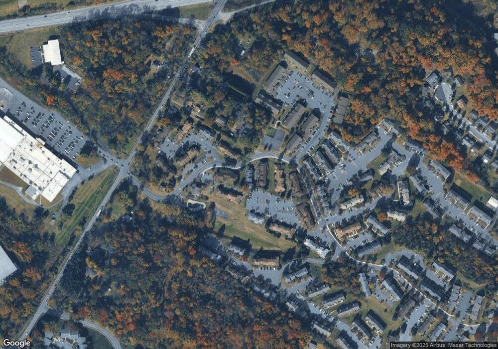 27-4 Wister Way, Reading, PA 19606 - photo 1