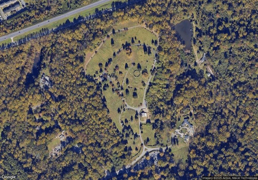 670 Thomas Jefferson Pkwy, Charlottesville, VA 22902 - photo 1