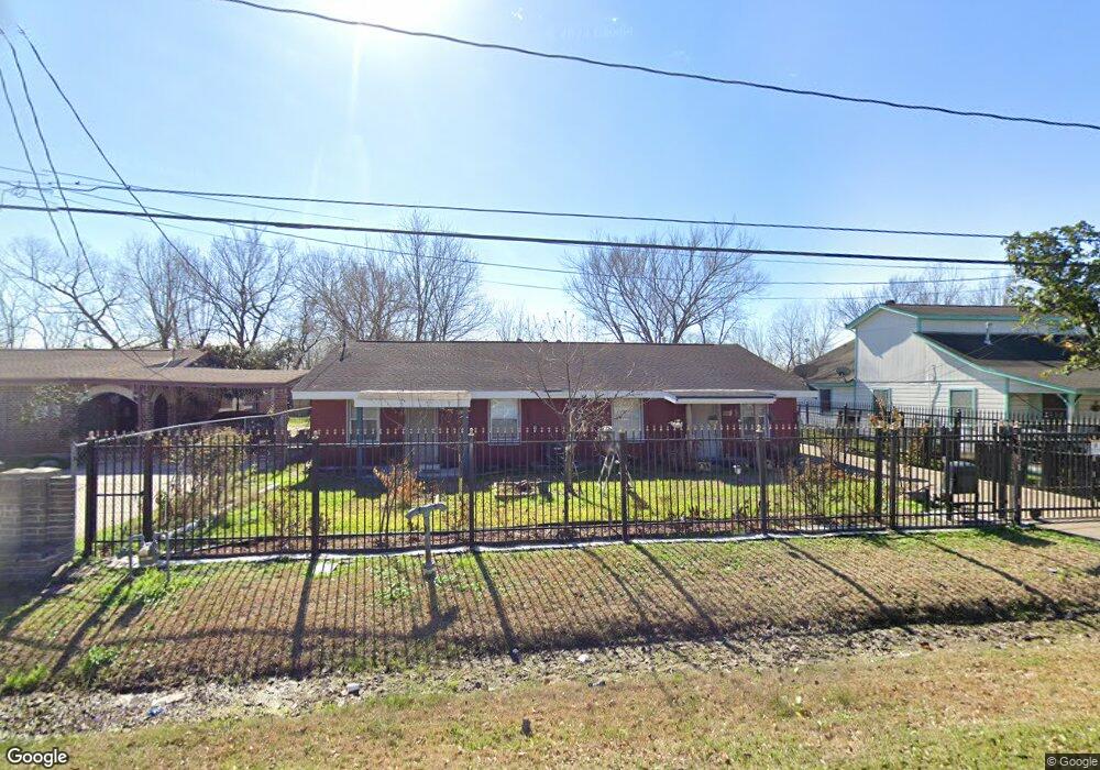 315 Raymac St, Houston, TX 77037 - photo 1