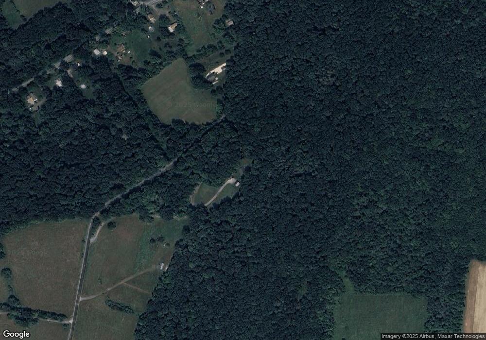 183 Border Ln, Falls, PA 18615 - photo 1