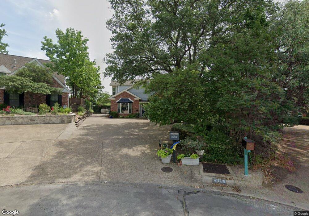 2722 Lawtherwood Ct, Dallas, TX 75214 - photo 1