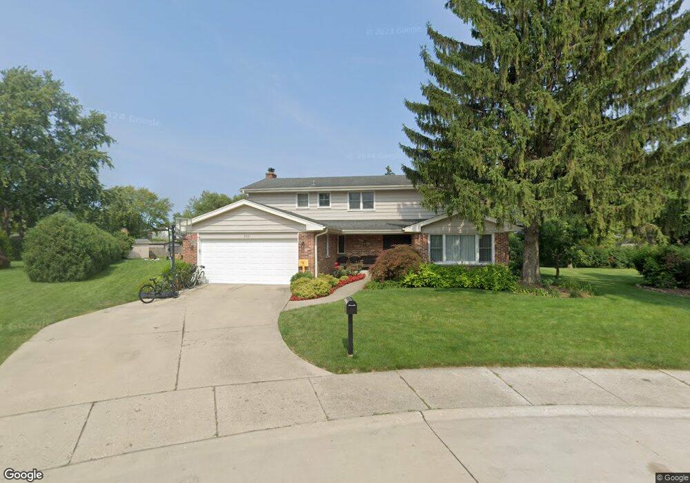 1911 Cypress Ln, Northbrook, IL 60062 - photo 1