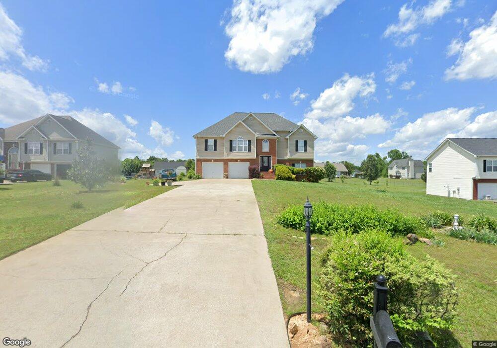 135 Peach Blossom Ln SE, Calhoun, GA 30701 - photo 1