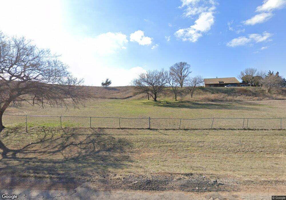 337 NW Quanah Rd, Cache, OK 73527 - photo 1