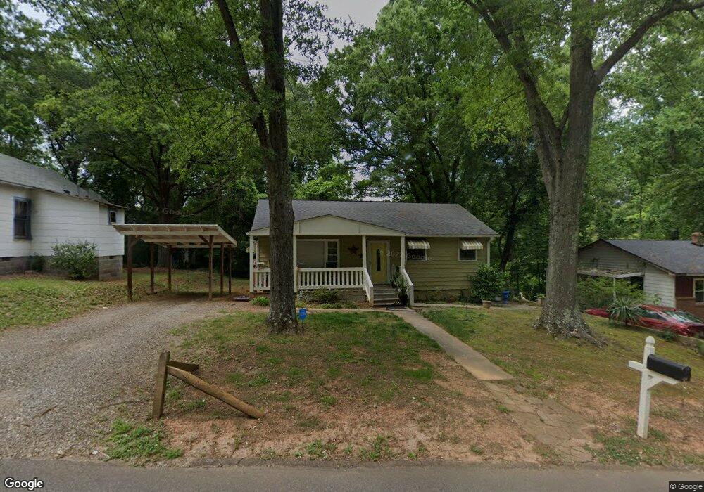 496 Fayetteville Ave, Statesville, NC 28677 - photo 1