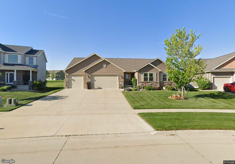 2803 Pendleton Dr, Cedar Falls, IA 50613 - photo 1