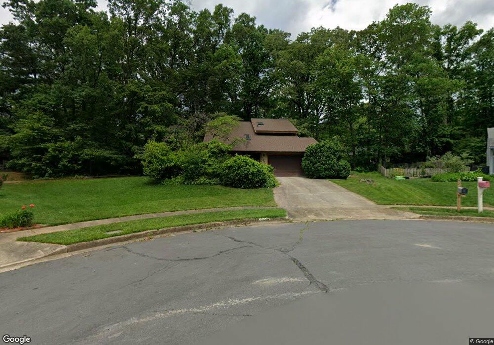 5338 Cristfield Ct, Fairfax, VA 22032 - photo 1