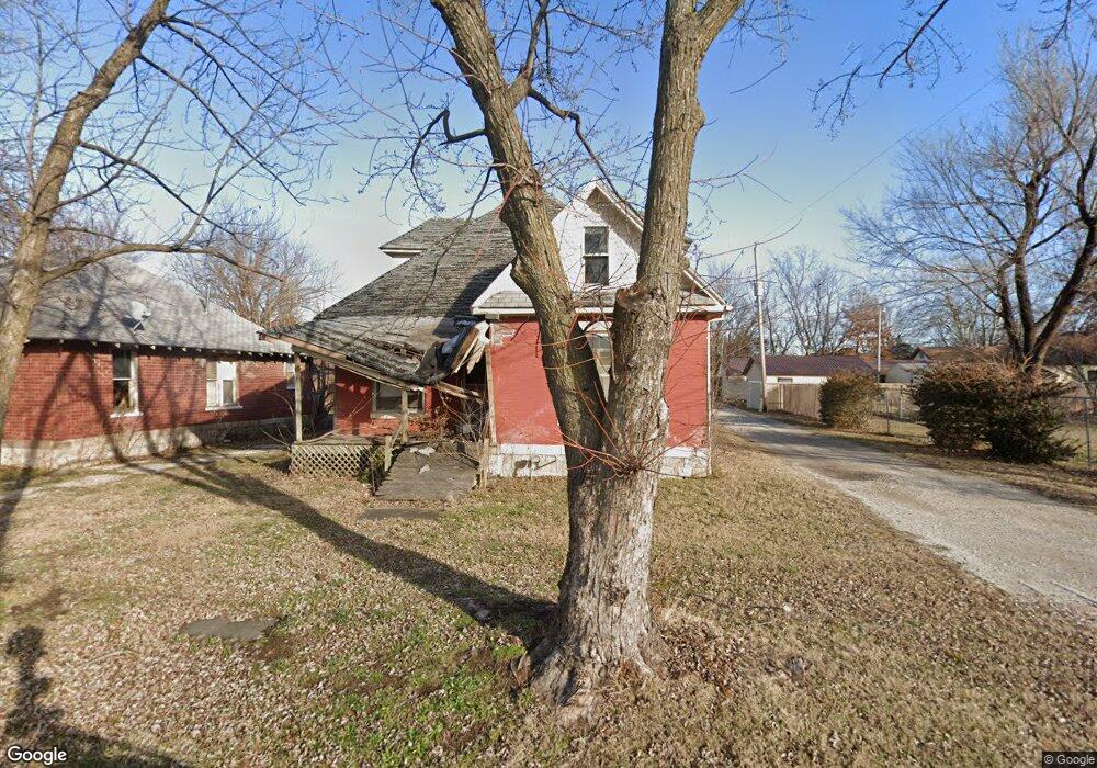 813 N 26th St, Parsons, KS 67357 - photo 1