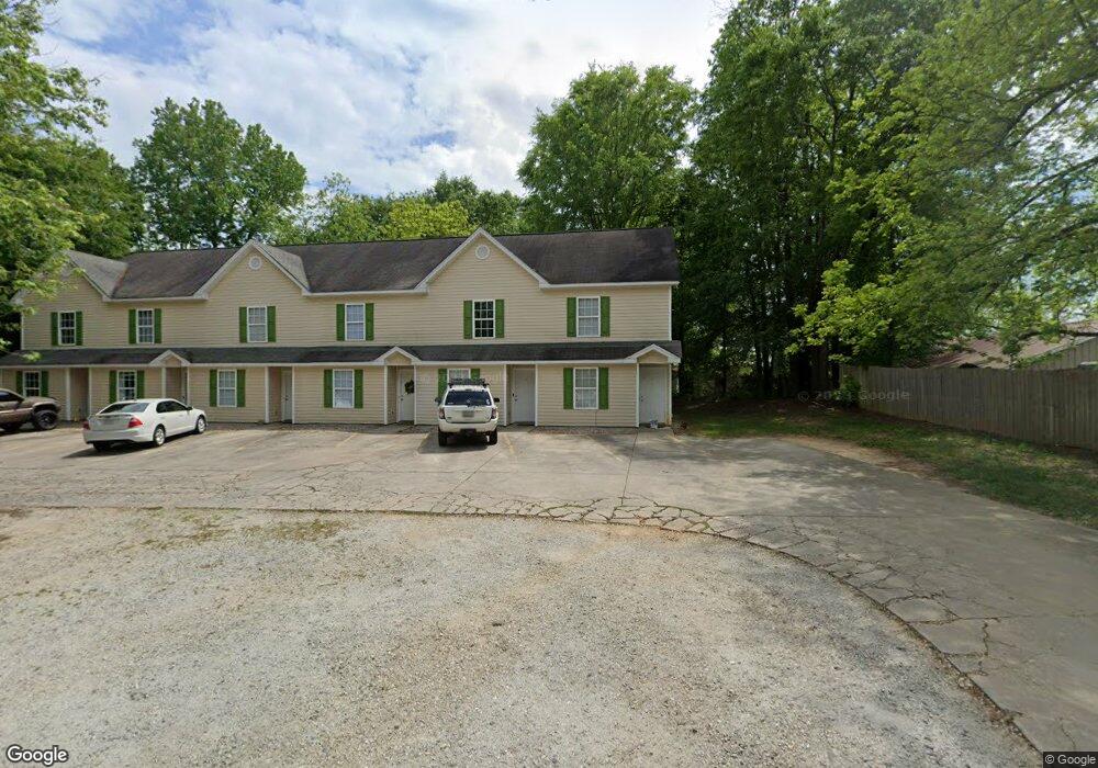 141 Carlton St, Royston, GA 30662 - photo 1