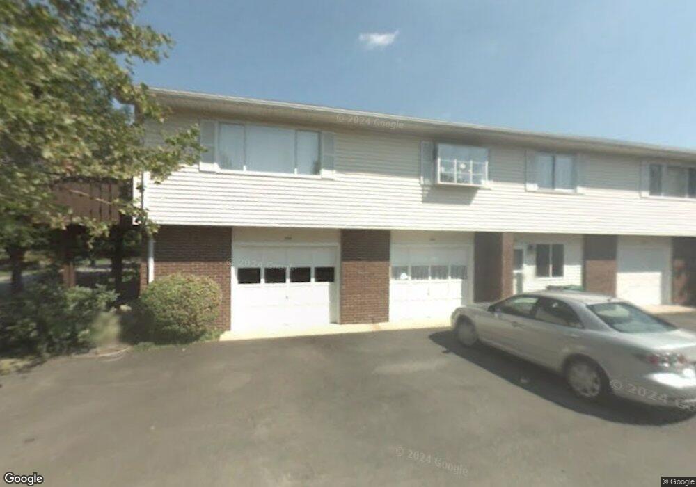 343 Chatham Cir, Warwick, RI 02886 - photo 1