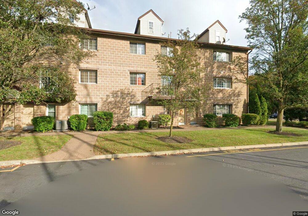 23 Klint Ct unit 23, Nanuet, NY 10954 - photo 1