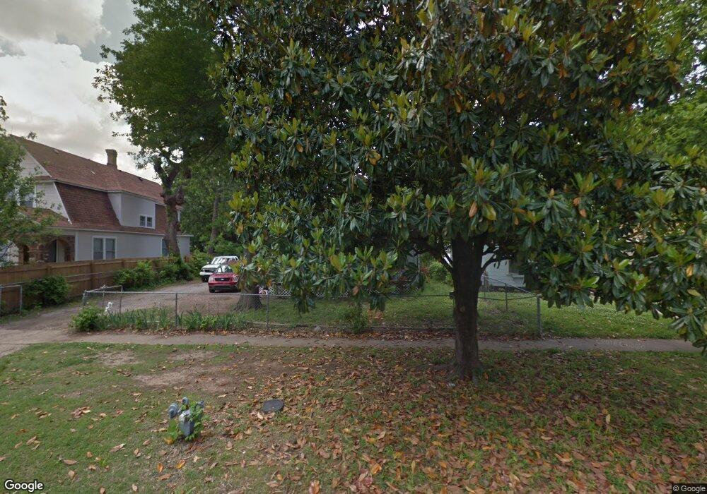 321 E 4th St, Claremore, OK 74017 - photo 1