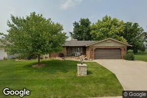 313 1st St, Congerville, IL 61729