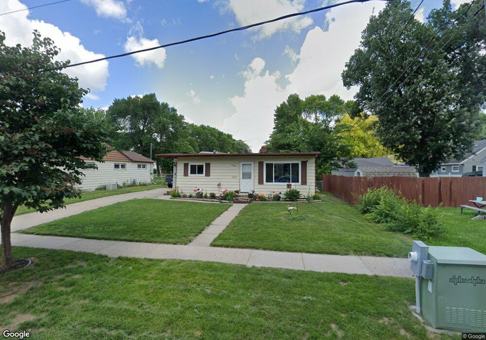 1909 11th Ave S, Fargo, ND 58103 - photo 1