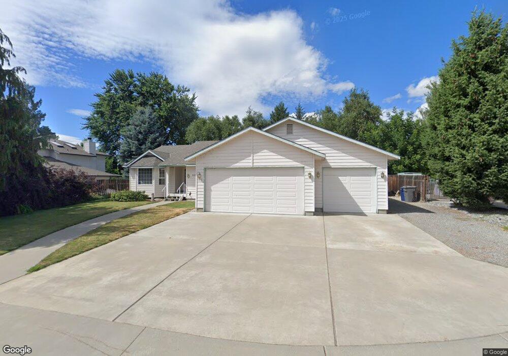 829 Amy Ct, East Wenatchee, WA 98802 - photo 1