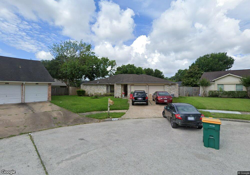 5727 Fairview Forest Dr, Houston, TX 77088 - photo 1