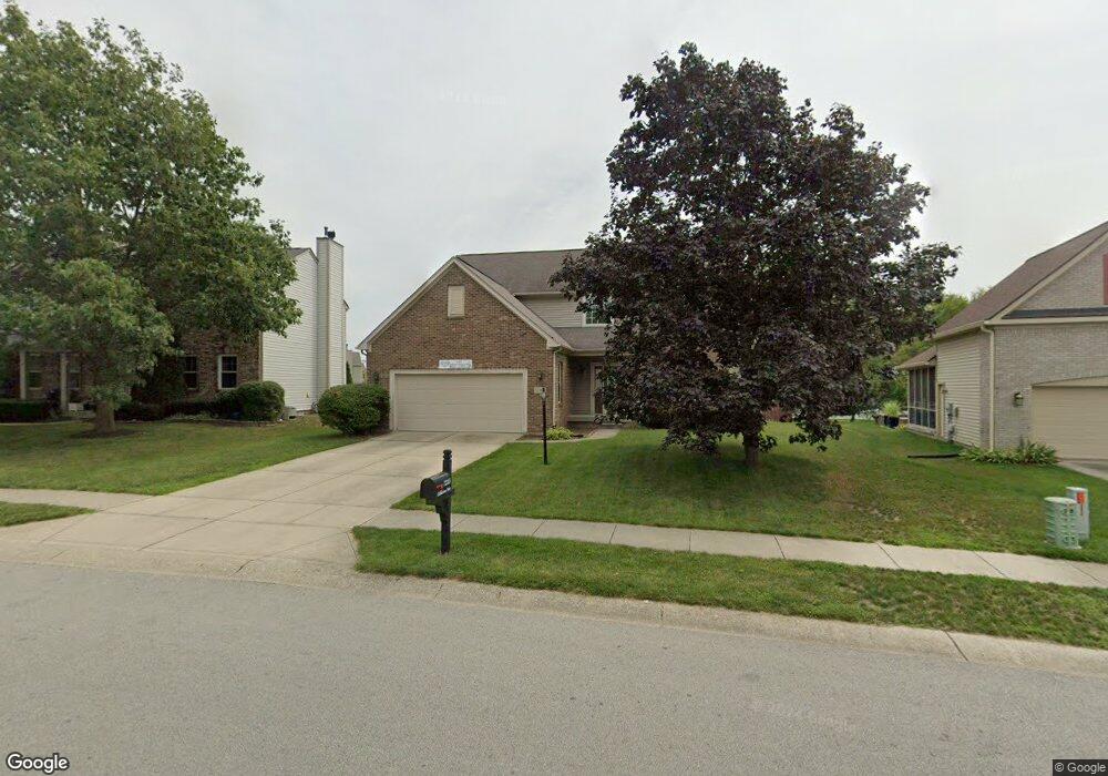 12183 Cobblestone Dr, Fishers, IN 46037 - photo 1