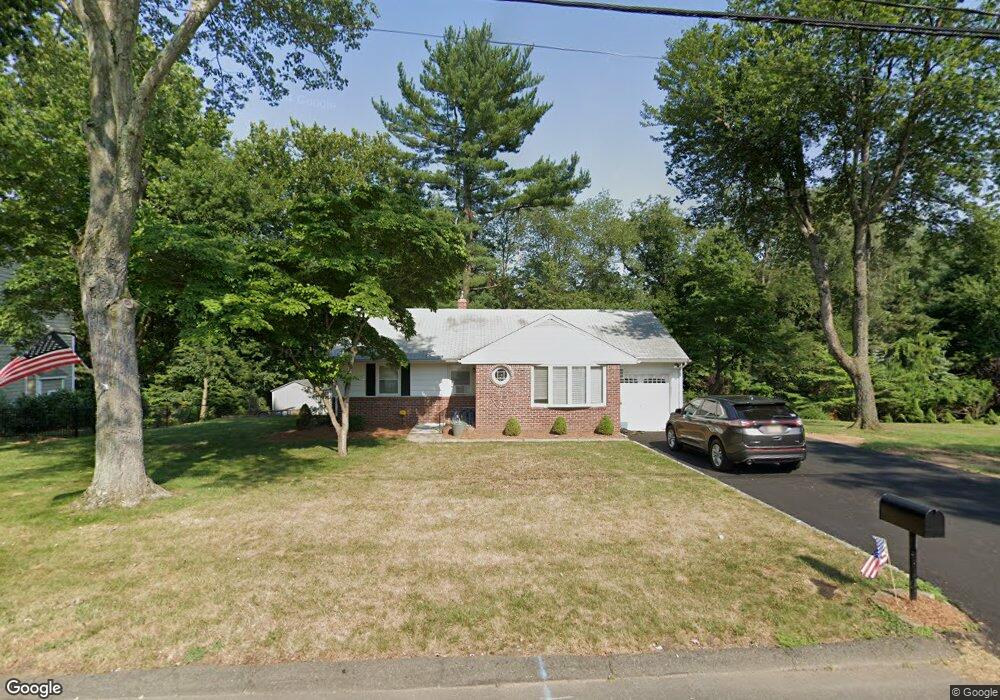 32 Leoson Pkwy, Old Tappan, NJ 07675 - photo 1