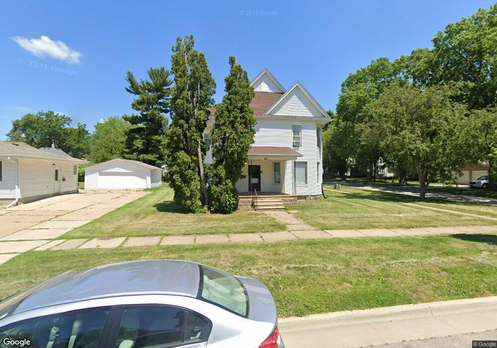 803 W 20th St, Cedar Falls, IA 50613 - photo 1