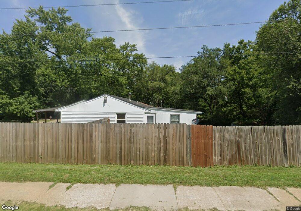 3626 SE Truman Ct, Topeka, KS 66605 - photo 1