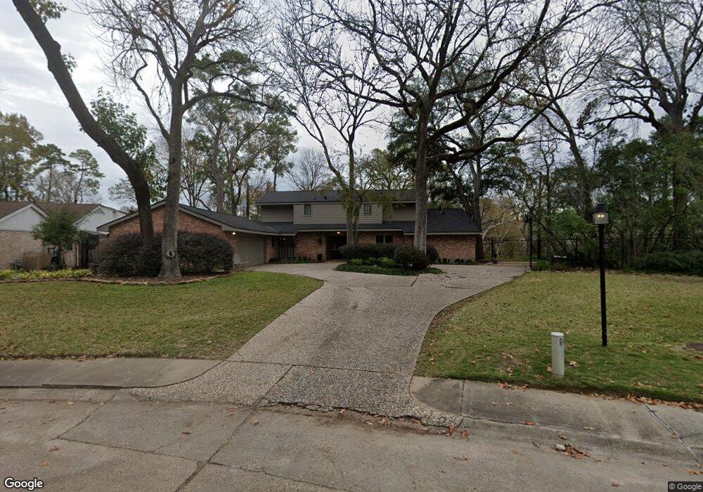 10346 Briar Dr, Houston, TX 77042 - photo 1