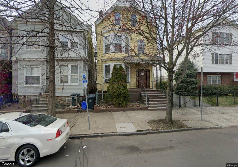 251 S 7th St unit 3, Newark, NJ 07103 - photo 1