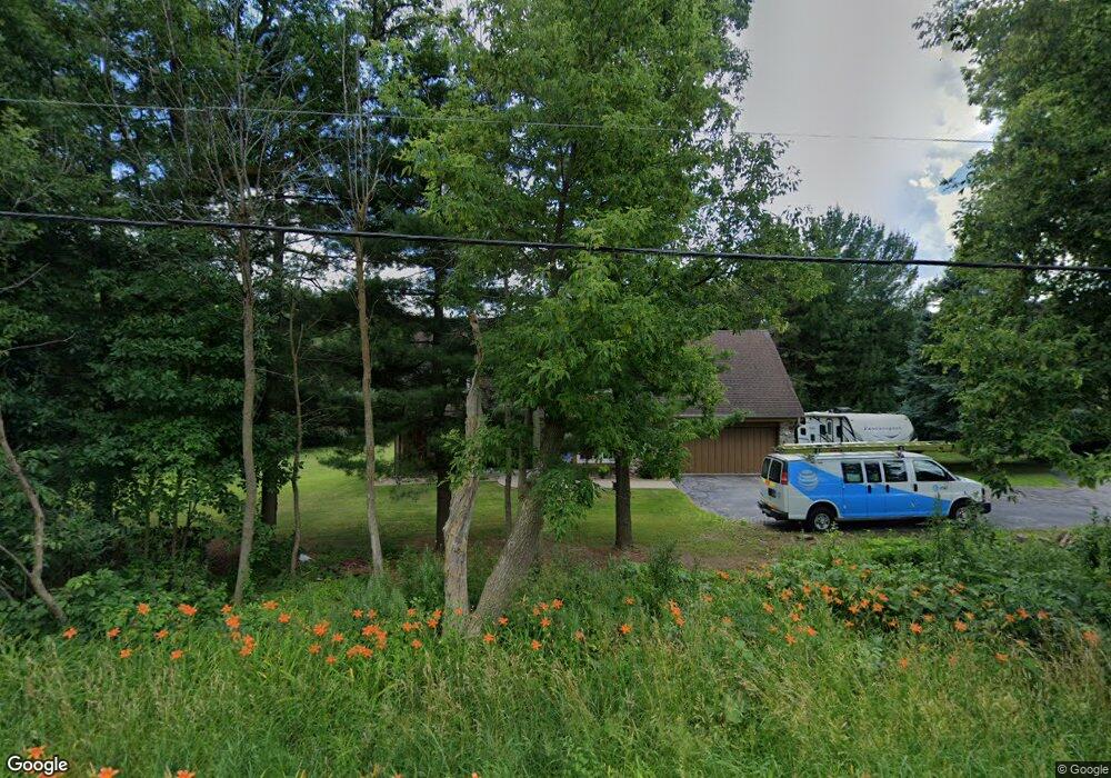 N55W26441 Richmond Rd, Sussex, WI 53089 - photo 1