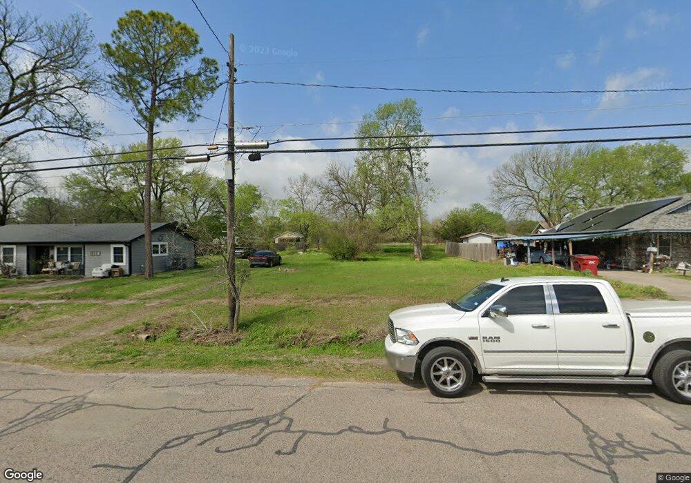 1221 Franklin Ave, Bonham, TX 75418 - photo 1