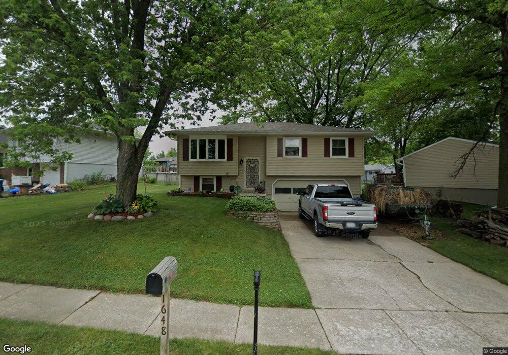 1648 Hitching Post Ln, Davenport, IA 52806 - photo 1