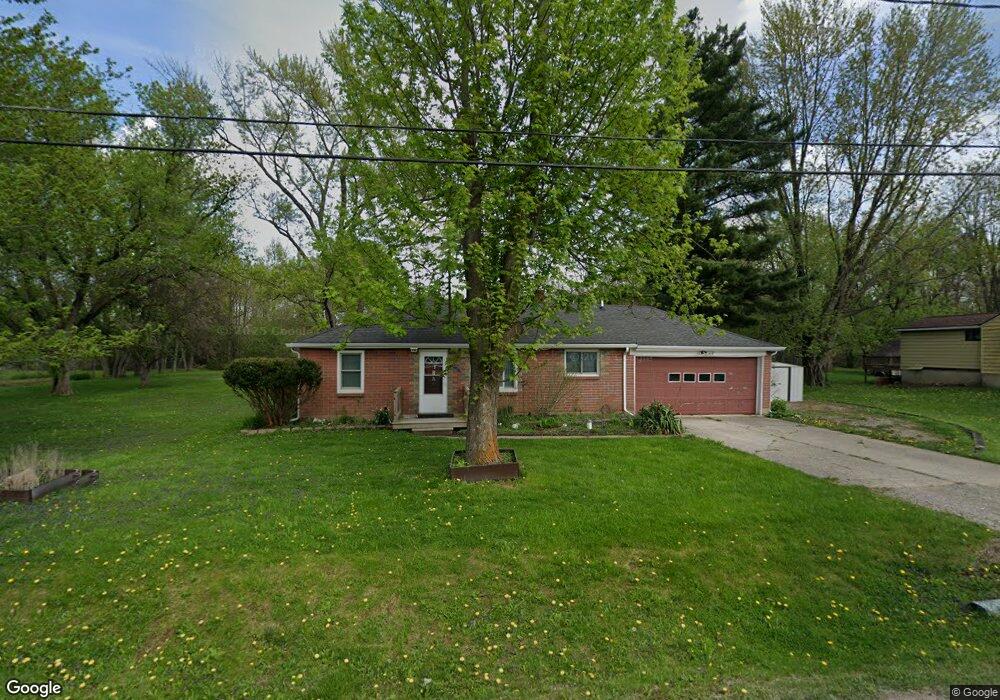 1417 Grassmere Ave, Flint, MI 48532 - photo 1