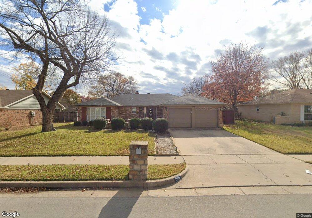 616 Morning Glory Ln, Bedford, TX 76021 - photo 1