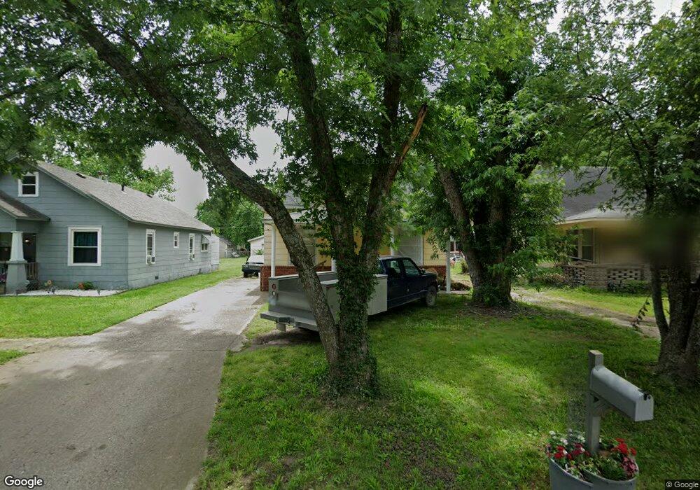 2514 Dirr Ave, Parsons, KS 67357 - photo 1