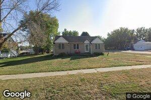 208 E Grand Ave, Paullina, IA 51046