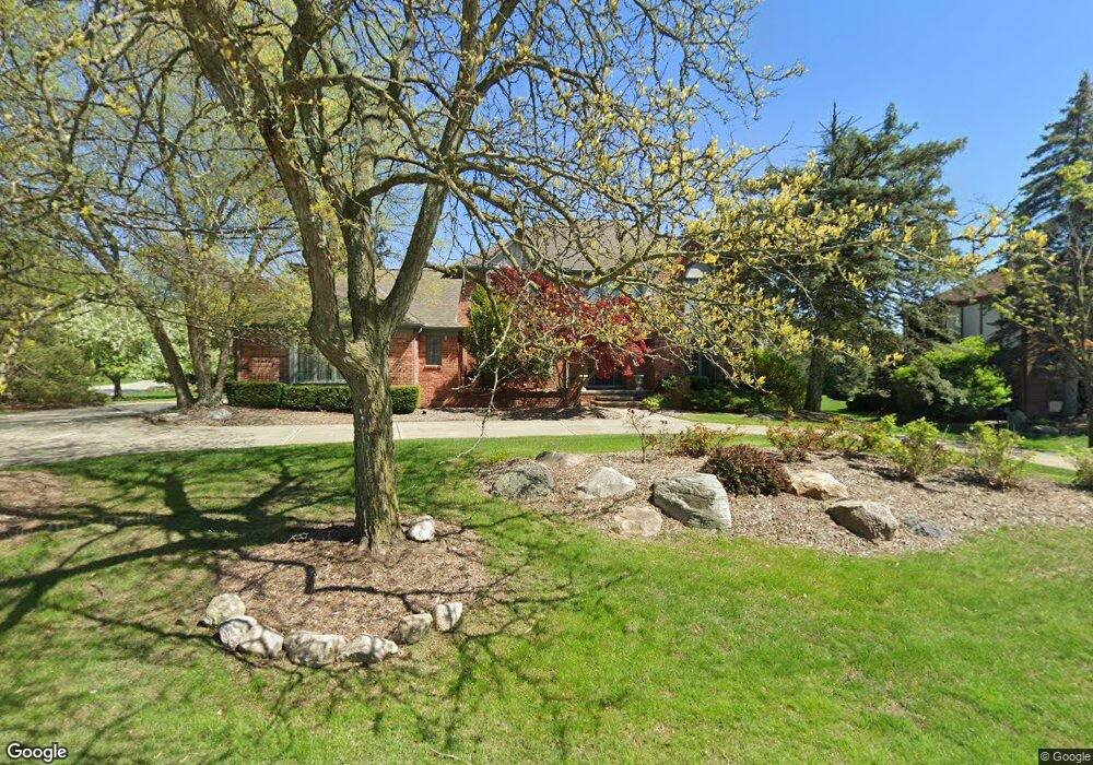 2645 Bloomfield Crossing, Bloomfield Hills, MI 48304 - photo 1