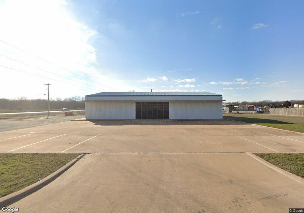 901 W H Ave, Cache, OK 73527 - photo 1