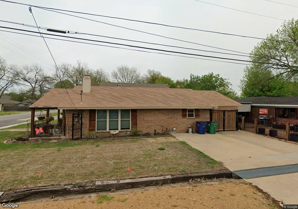 412 W Ash St, Celina, TX 75009 - photo 1