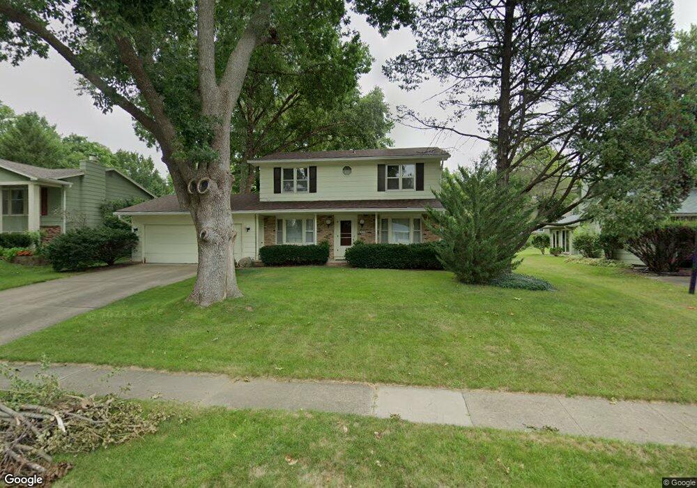 935 42nd St, West Des Moines, IA 50265 - photo 1