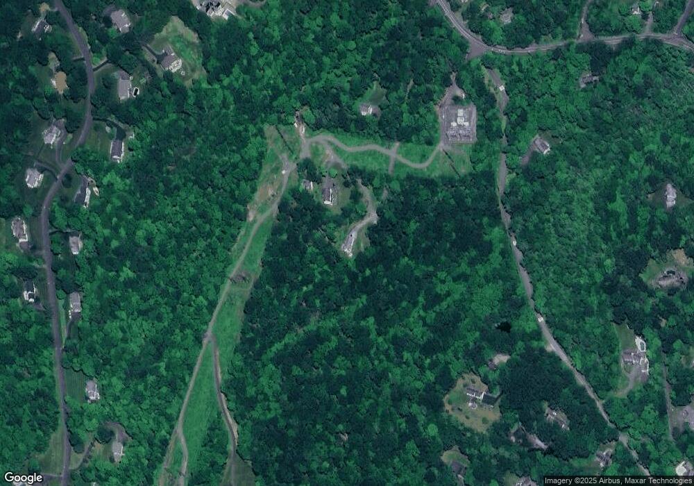 693 Roxbury Rd, Southbury, CT 06488 - photo 1