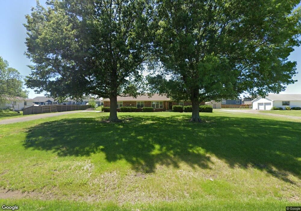 2911 SW Auburn Rd, Topeka, KS 66614 - photo 1